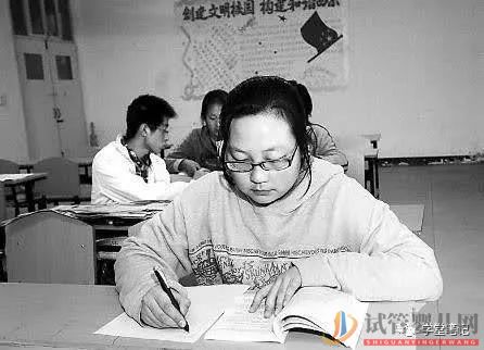 中国第一例“试管婴儿”已经33岁,她的现状却令人惊讶(图4)