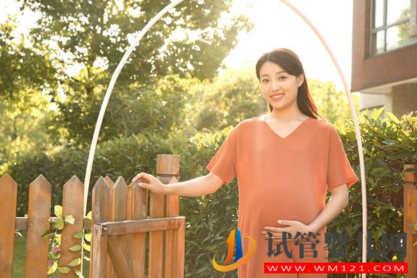 产后瘦不回还胖了 方法没用对(图1)