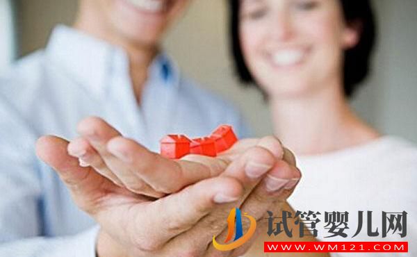 试管婴儿能不能“定制”双胞胎?和普通婴儿有区别没?(图2) 试管婴儿能不能“定制”双胞胎?和普通婴儿有区别没?(图2)